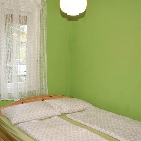Nyaraló Two-bedroom Holiday In Balatonfenyves